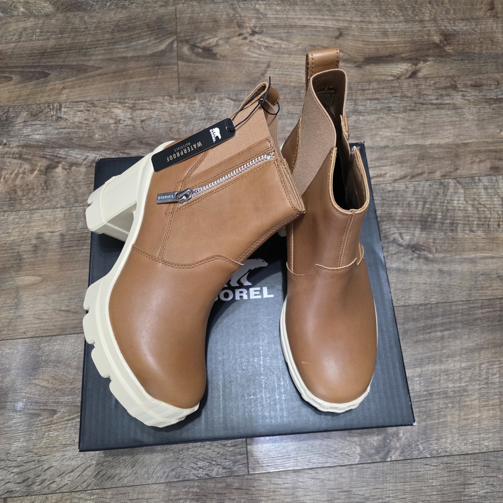 Sorel  Caribou X  Tan Chelsea Leather Platform  Boots Women Size 10